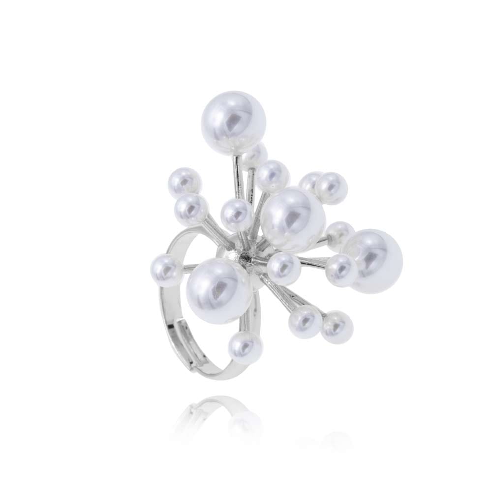 Pendientes y anillo de perlas poéticas