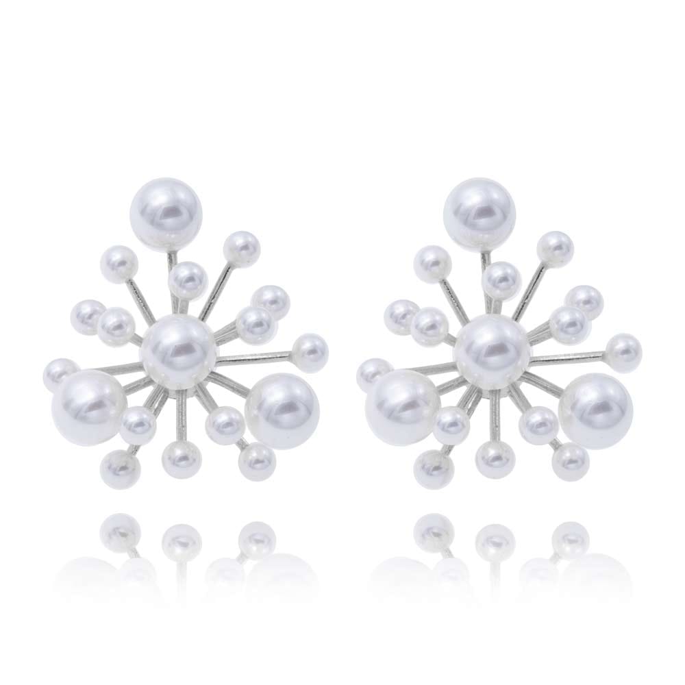 Pendientes y anillo de perlas poéticas