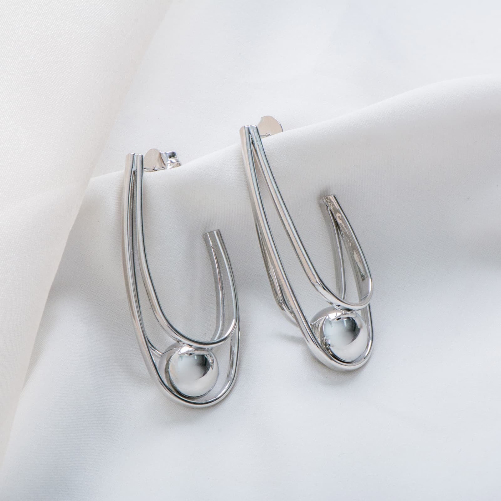 Jasmine Hoop Earrings